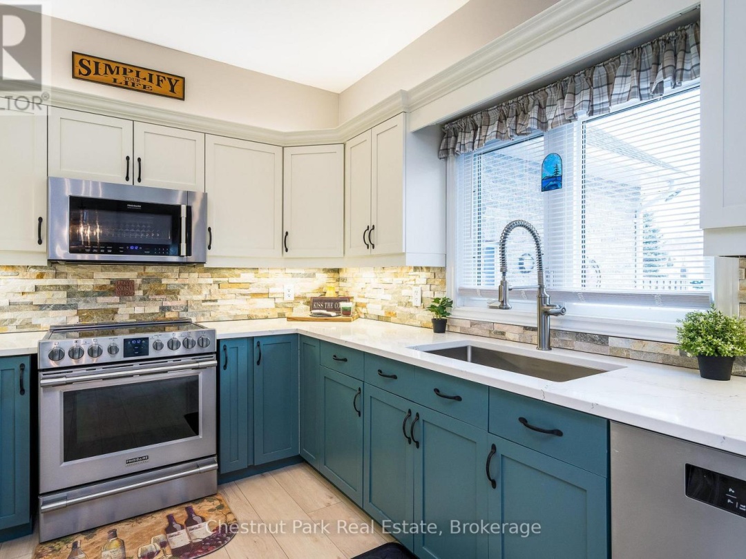 28 BOYD CRESCENT, Oro-Medonte (Moonstone)