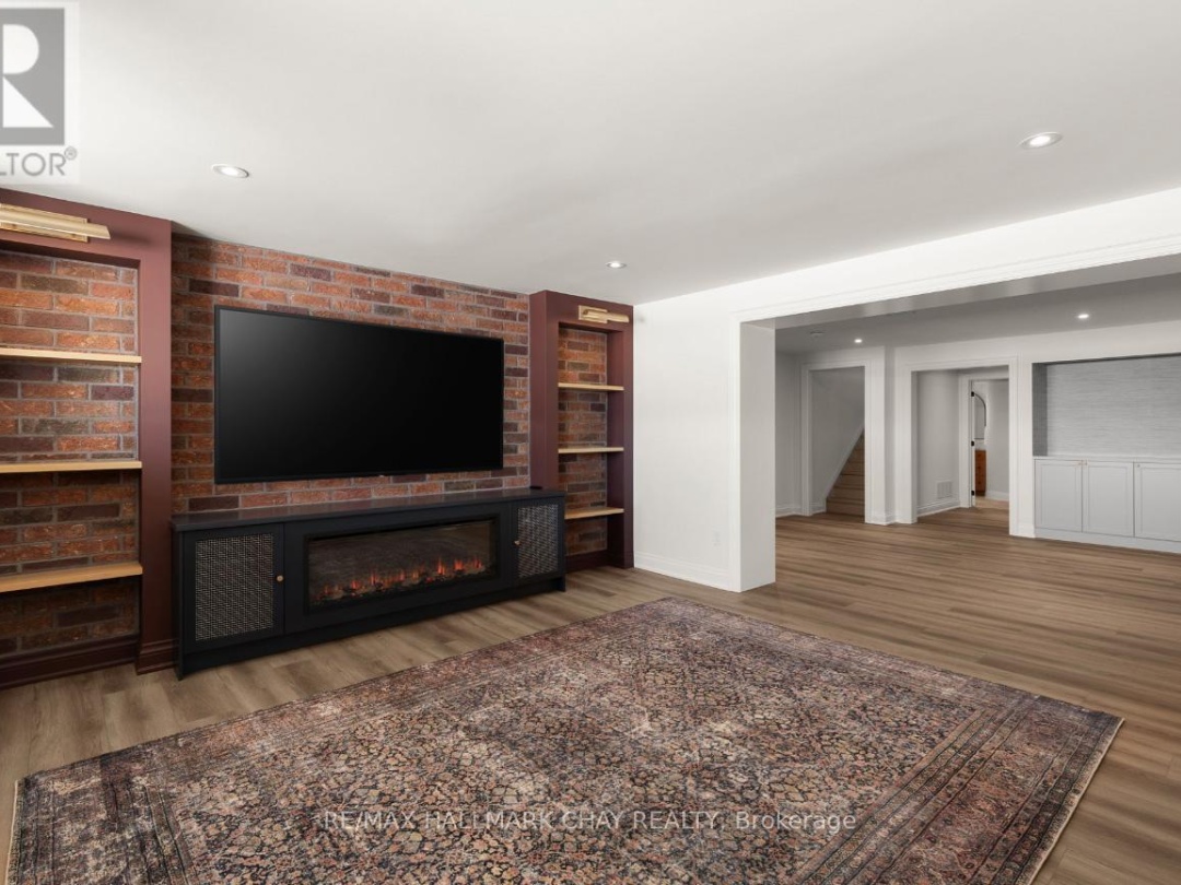 930 MARSHALL ROAD, Tiny