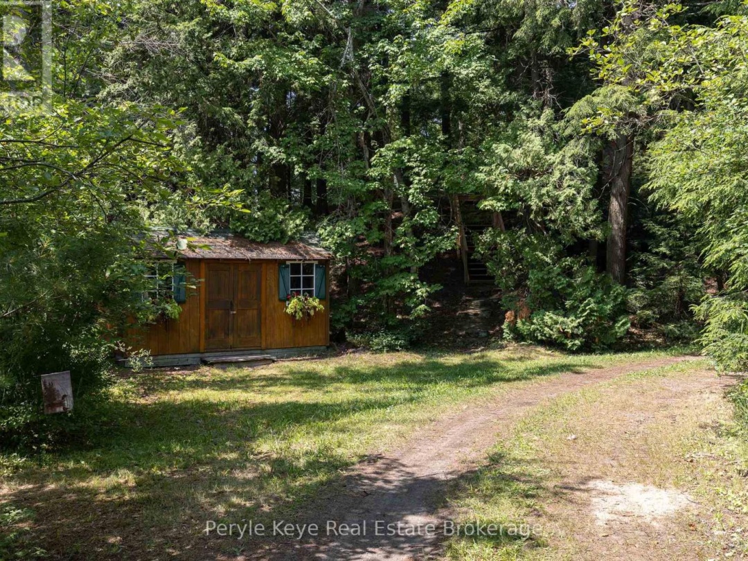 1187 RIGNALLS ROAD E, 