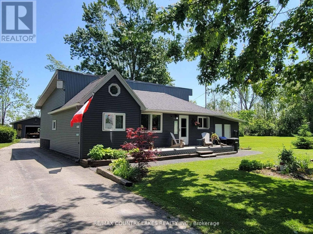 2481 LAKESHORE DRIVE, Lake Simcoe