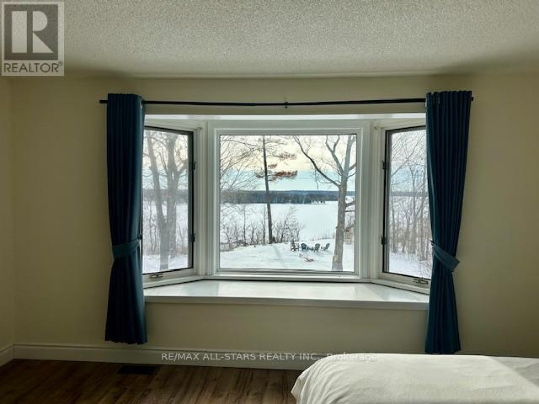 382 COUNTY RD 36, Trent Lakes