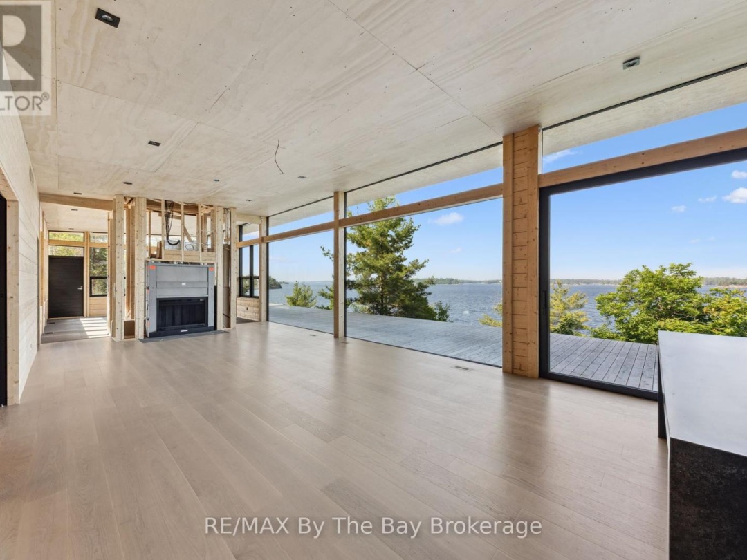 11324 ISLAND 1810/BONE ISLAND, Georgian Bay