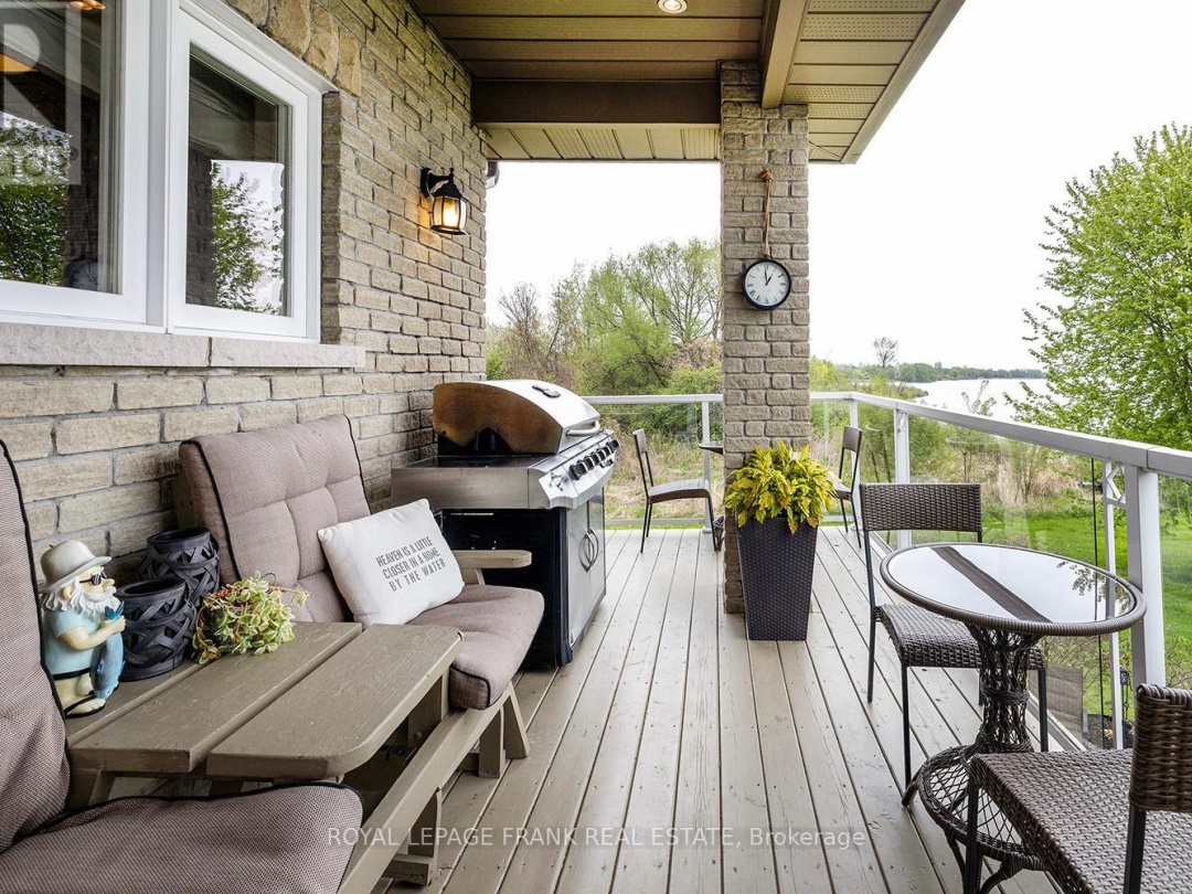 24 Gilson Point Place, Scugog Lake