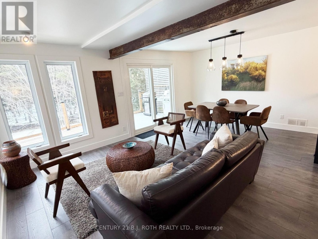8101 KINGS RIVER ROAD, Black River