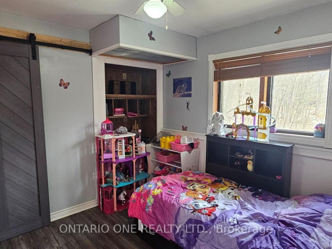 1045 COWBELL LANE, Gravenhurst (Morrison)