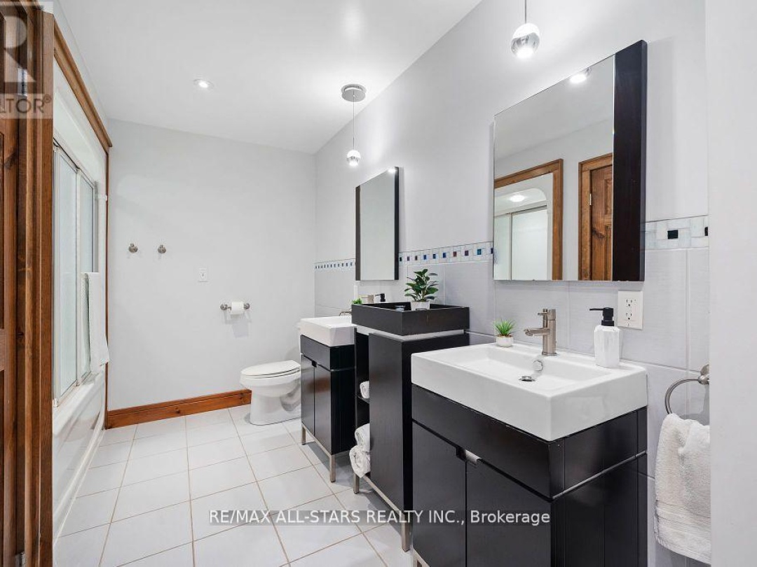 8 HARMONIOUS DRIVE, Burnt River