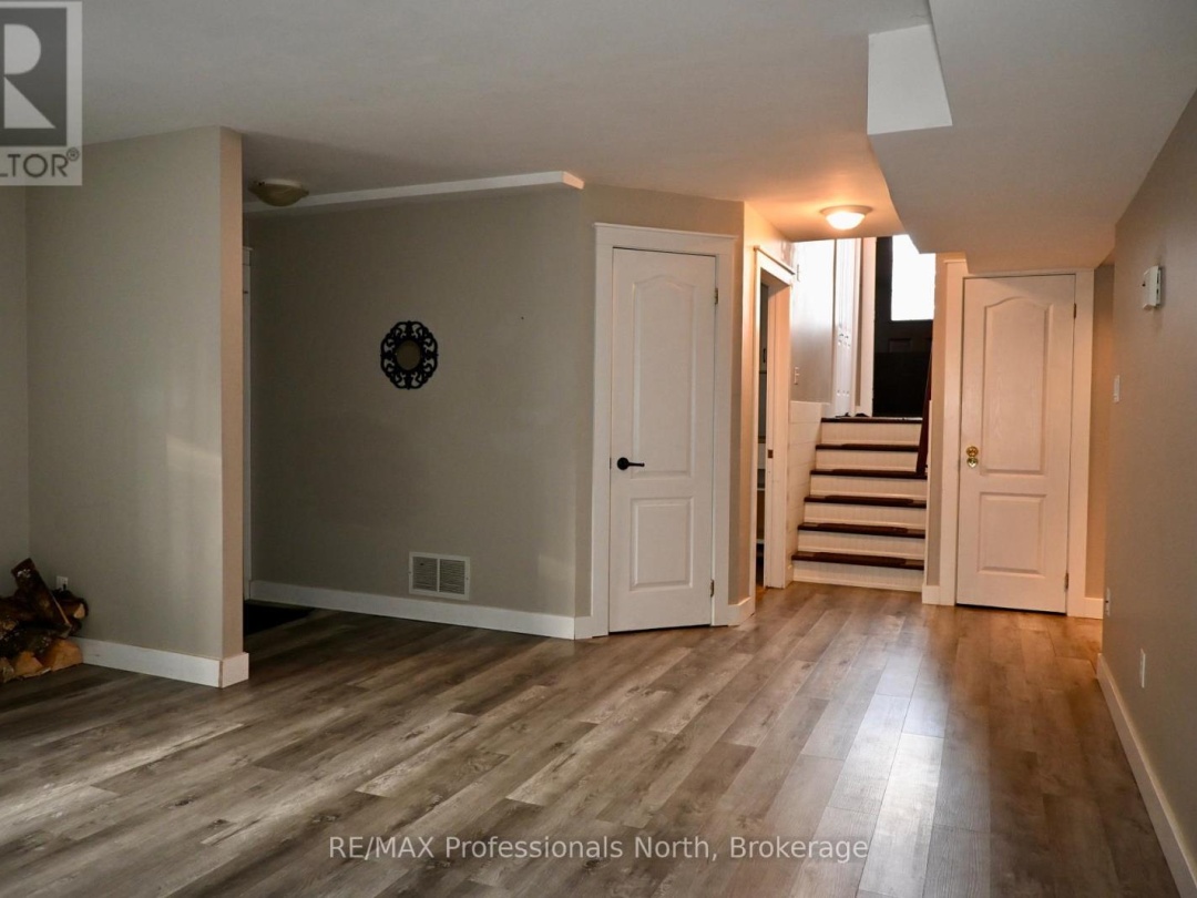 351 CHUB LAKE ROAD, Huntsville (Brunel)