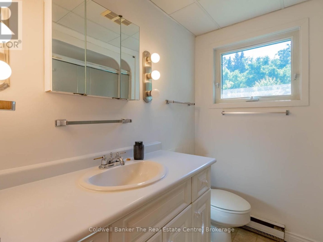 5 ANTHONY COURT, 