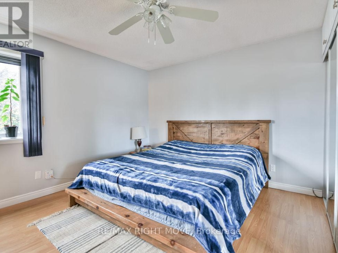 3811 LEO CRESCENT, Barnstable Bay