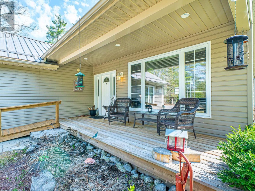 914 COUNTY RD 49, Trent Lakes