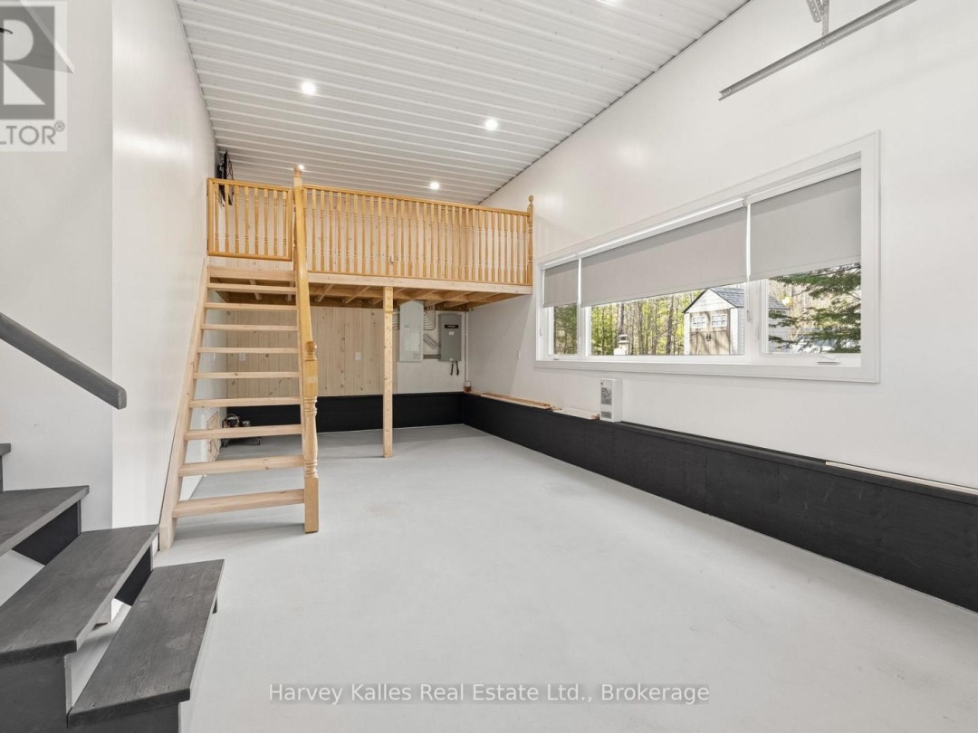 41 SUNSET COVE ROAD, Blackwater Lake