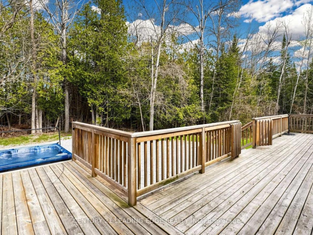 99 KAGAWONG ROAD, Kawartha Lakes (Fenelon)