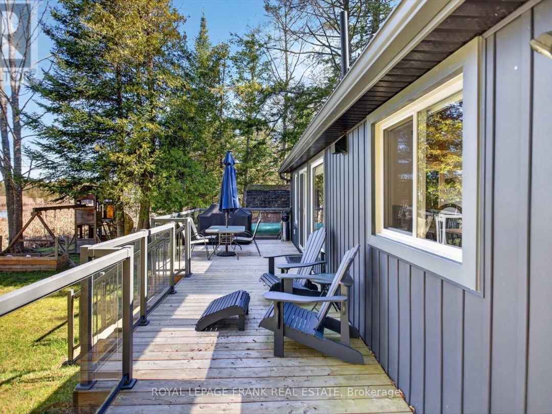42 SUNSET COURT, Little Bald Lake