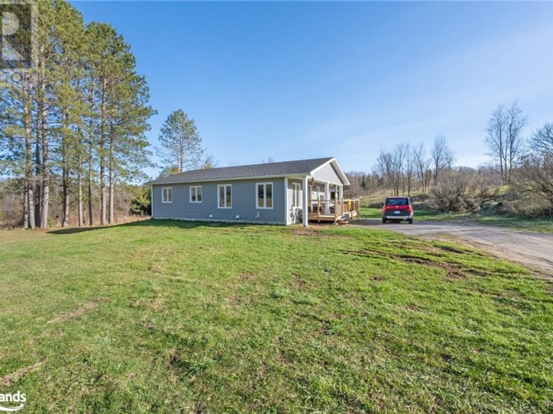 2513 Davis Lake Road, Minden