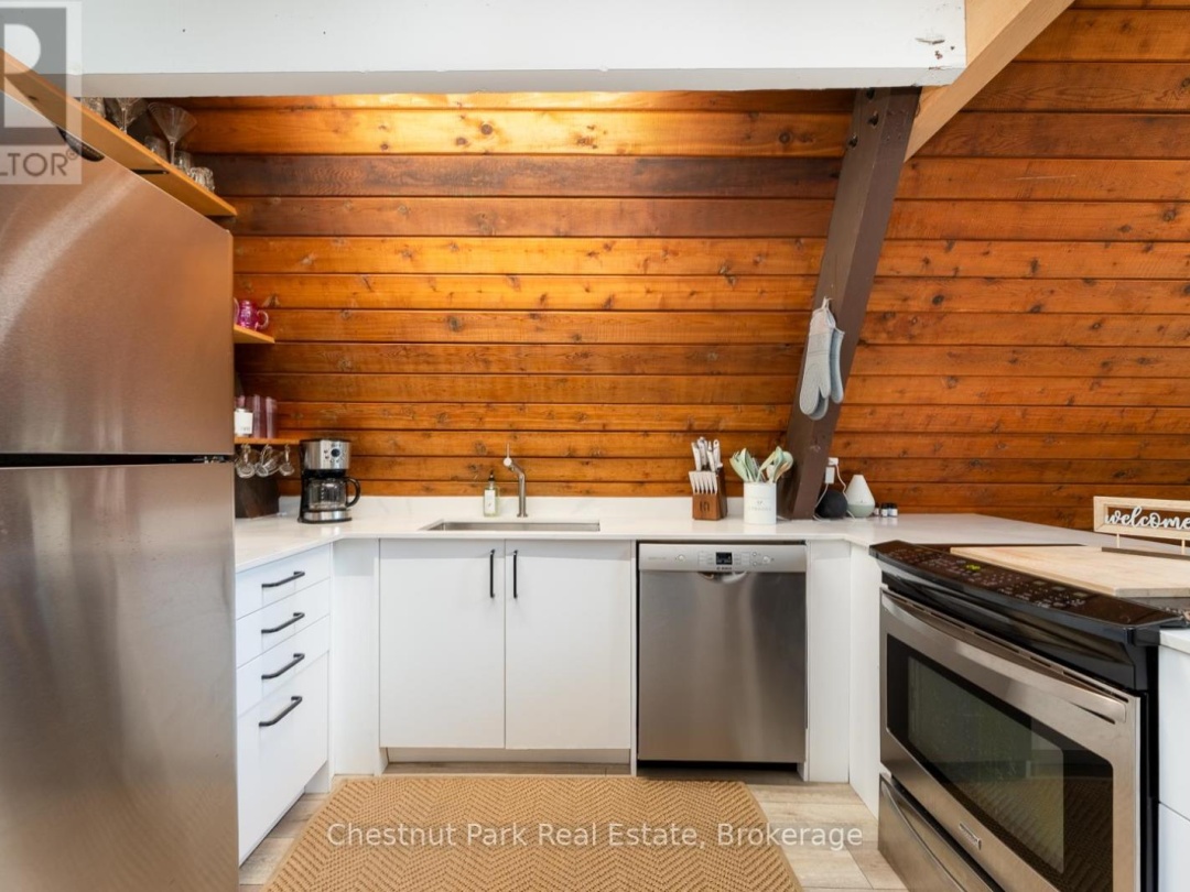 1499 KENNAWAY ROAD, Dysart et al (Dudley)