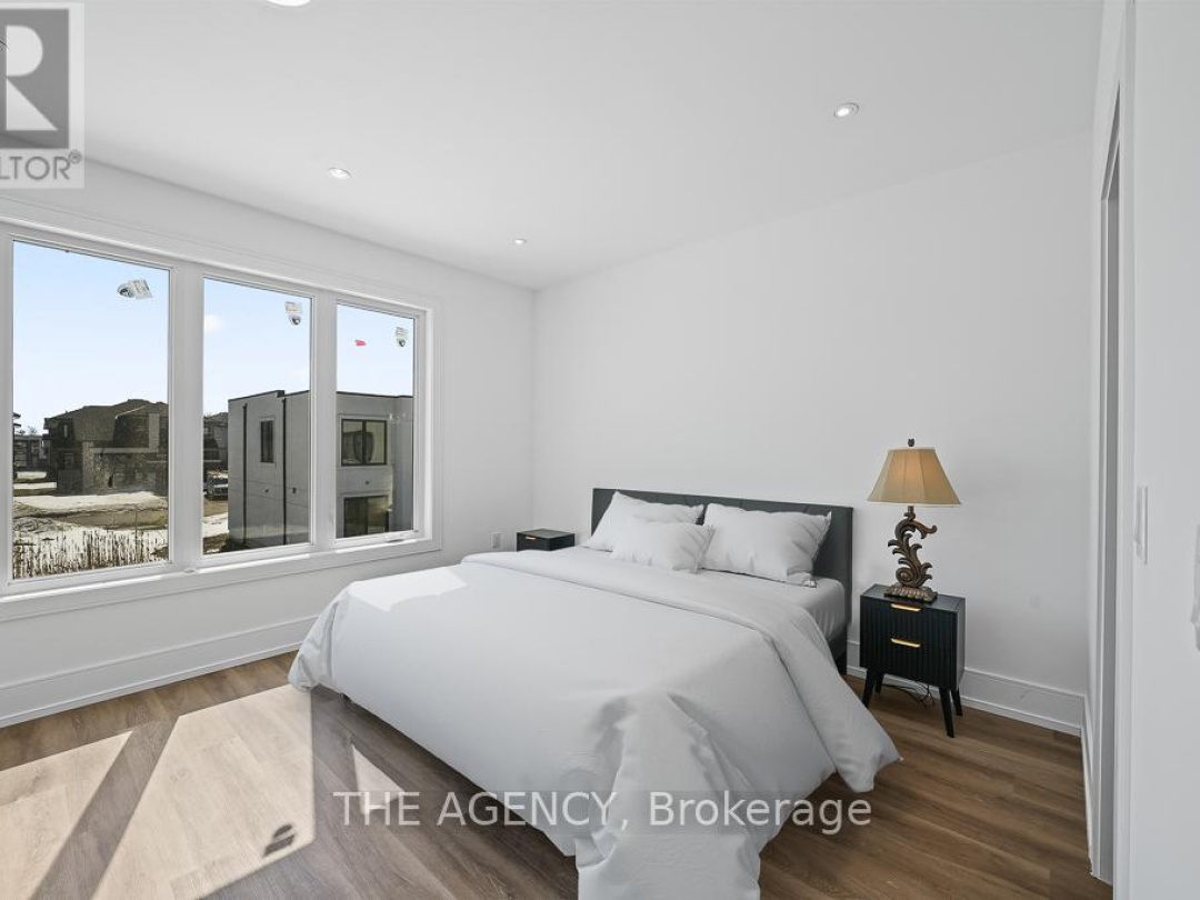 3714 QUAYSIDE DRIVE, Severn (West Shore)