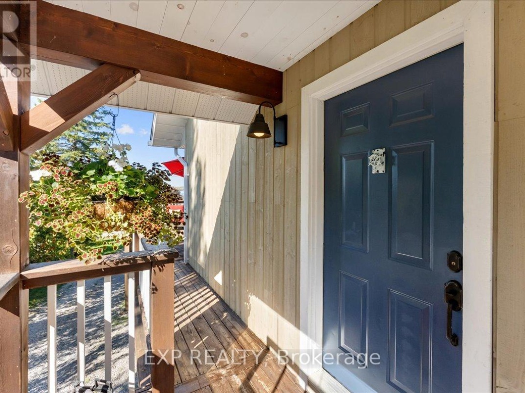 857 CEDAR GLEN ROAD, 