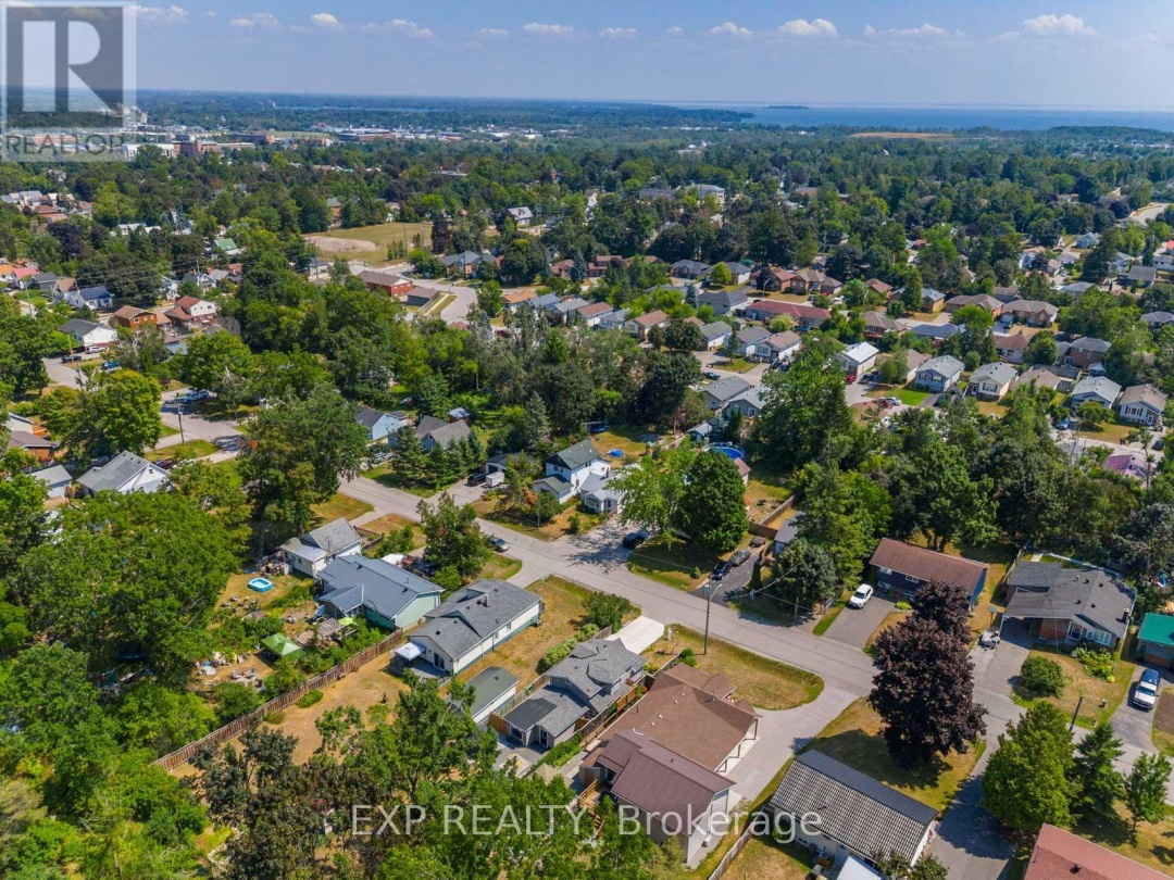 370 HOMEWOOD AVENUE, 