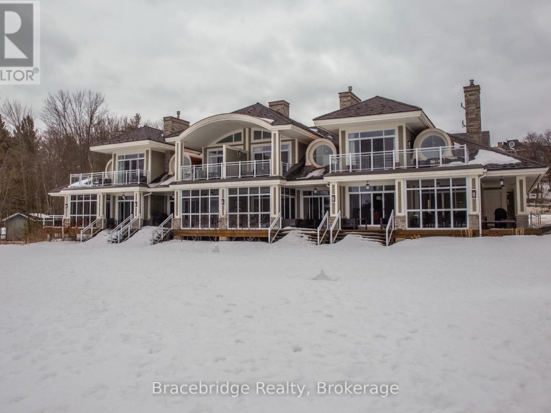 G103 D1 1869 Muskoka 118 Highway W, 