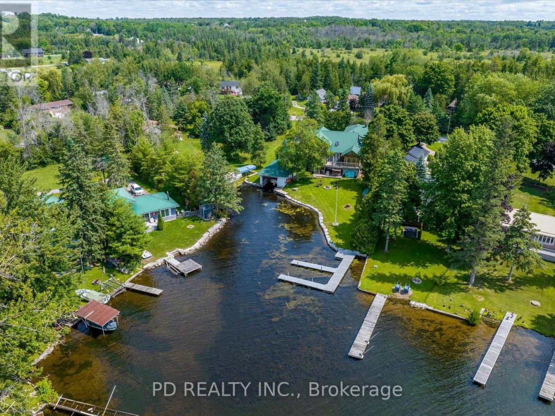 48 STURGEON GLEN ROAD, Sturgeon Lake