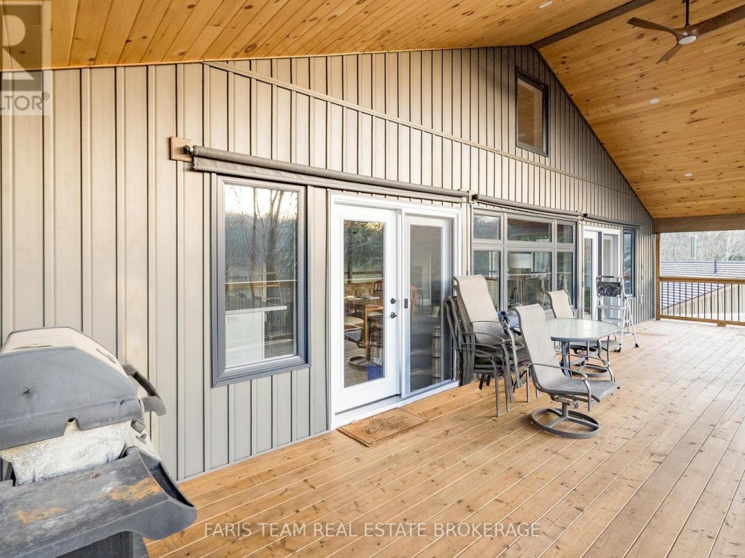1520 ROSEMOUNT ROAD, Tay