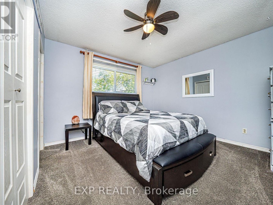 8 PINEWOOD BOULEVARD, 