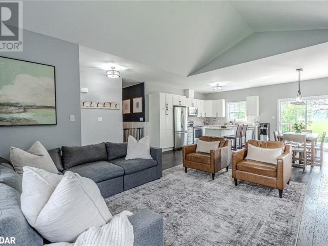 55 DONLANDS Court, 