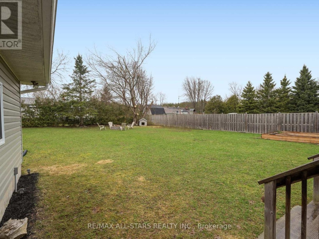 32 Newman Road, Kawartha Lakes (Mariposa)