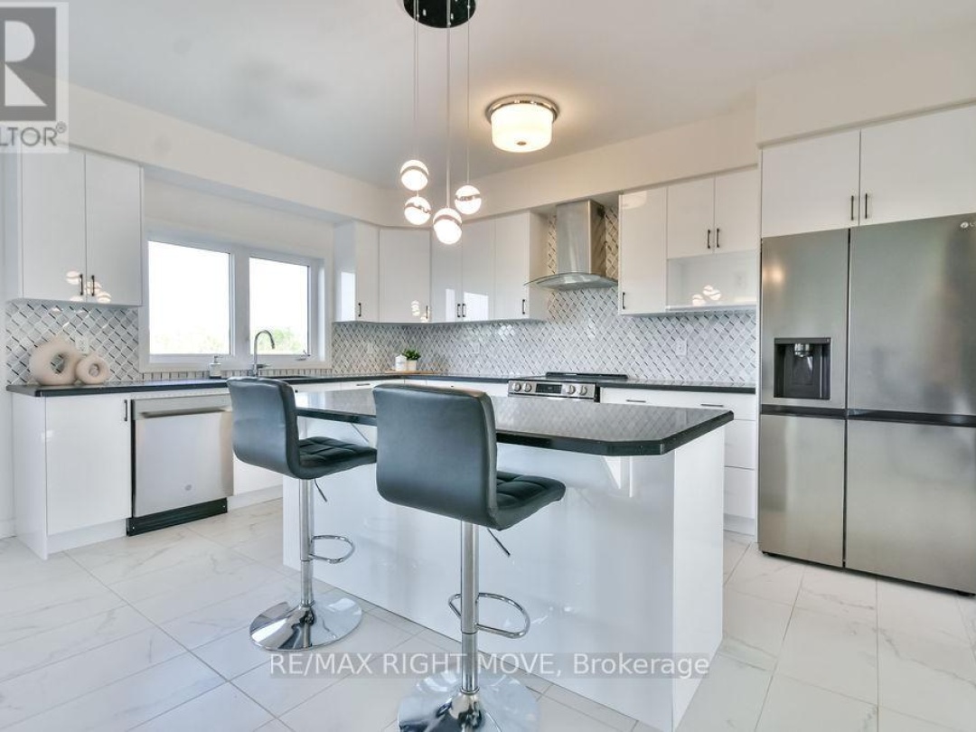 3721 QUAYSIDE DRIVE, Severn (West Shore)