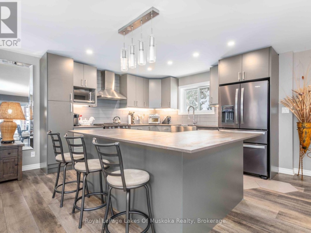 256 WOODLAND DRIVE, Huntsville (Chaffey)