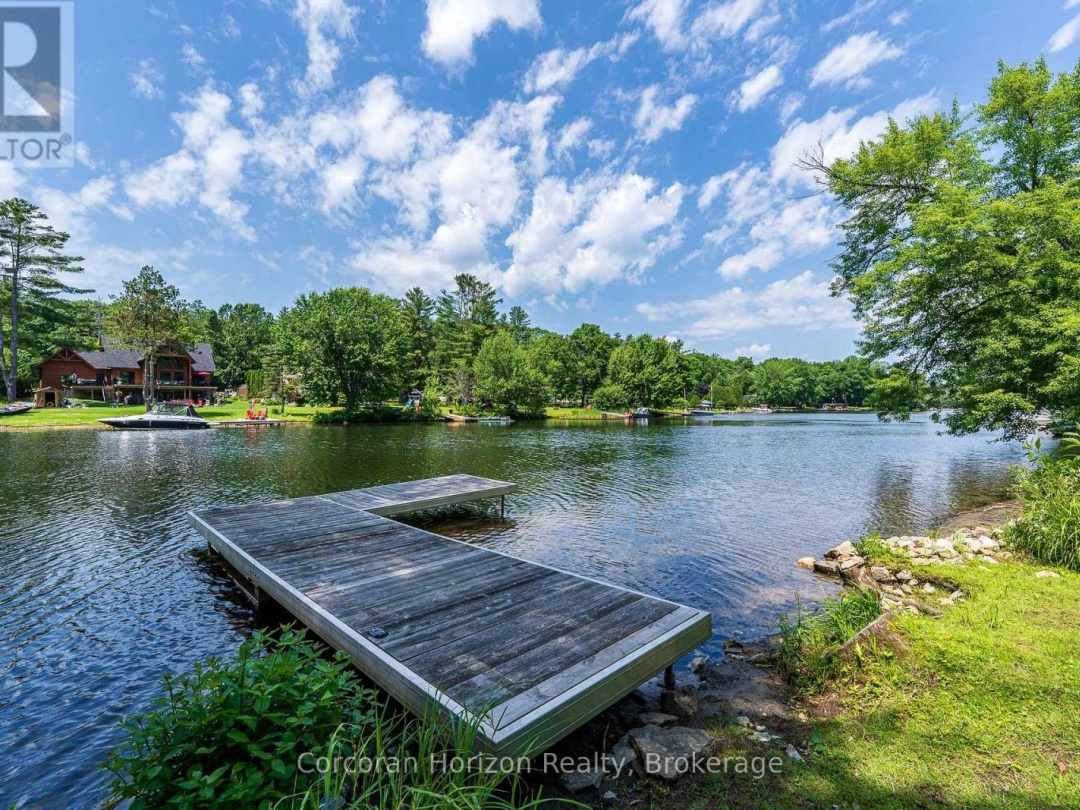 1068 HARTLEY ROAD, Severn River