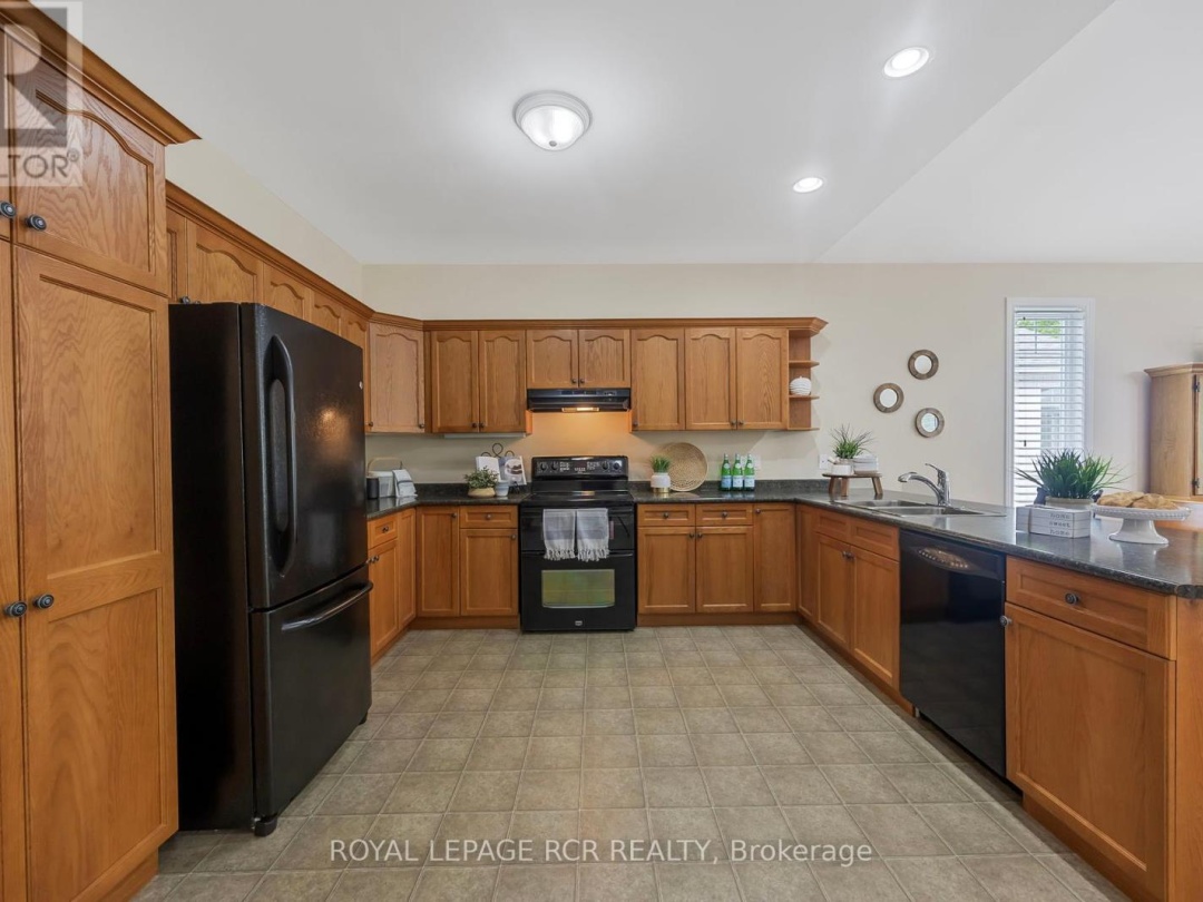 150 HEDGEWOOD LANE, 