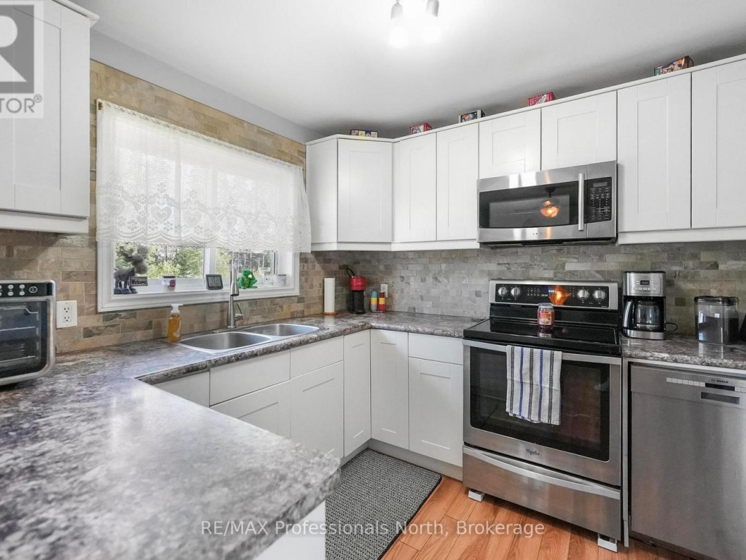 4072 GELERT ROAD, Minden Hills (Snowdon)