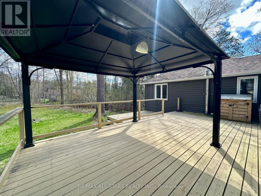 29 STINSONS BAY ROAD, Sturgeon Lake
