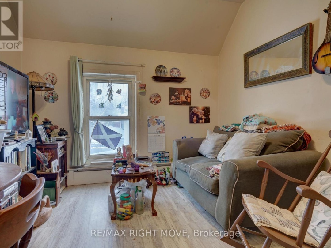 203 CANICE STREET, Orillia