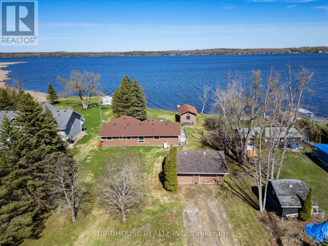 24 GILLIS STREET, Sturgeon Lake