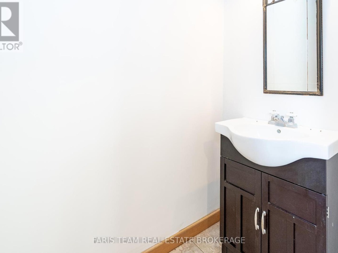 1309 LAUGHLIN FALLS ROAD, 
