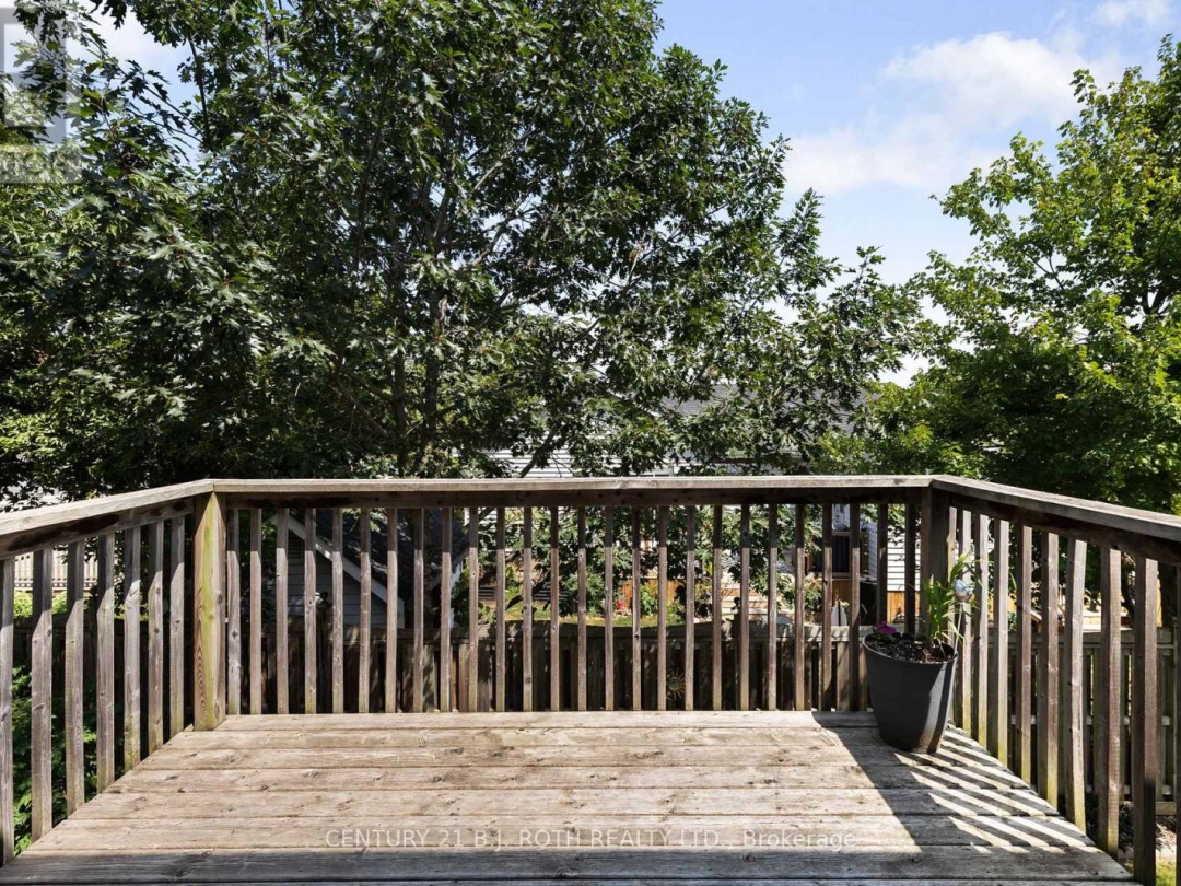 8 CANTERBURY CIRCLE, 