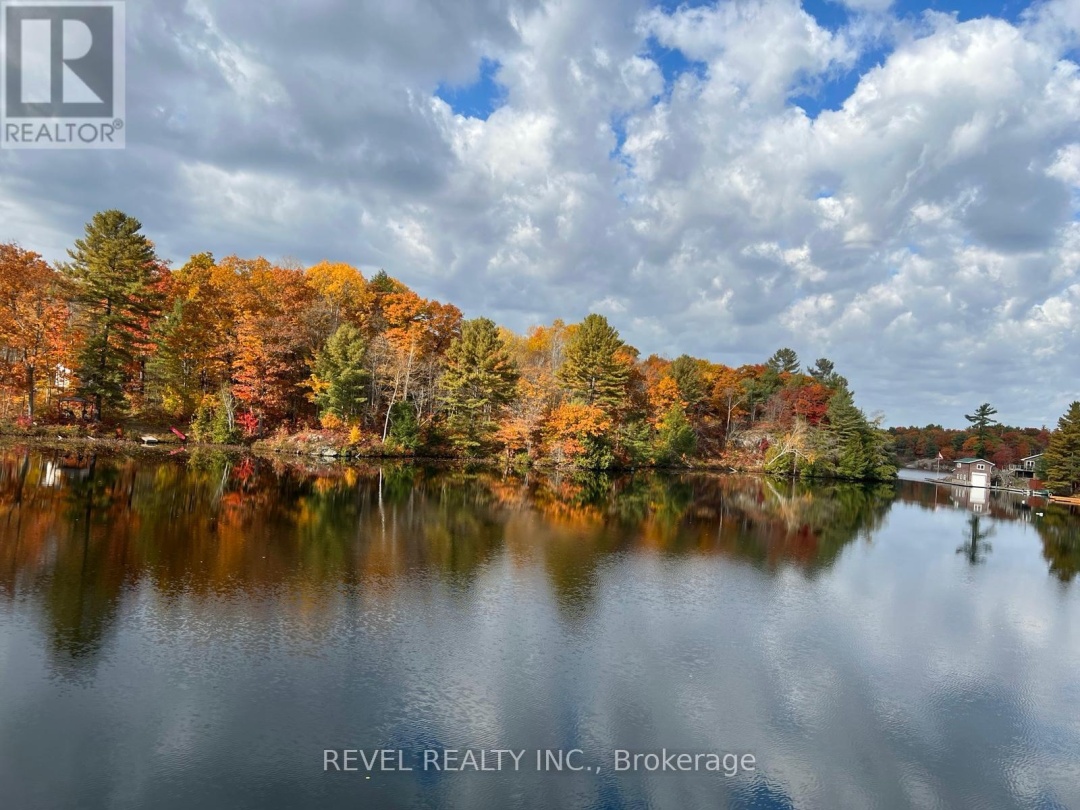180 LAKE ROAD, Baxter Lake