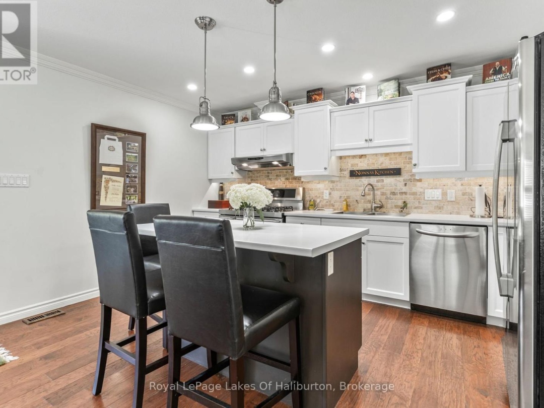 1030 SAWDUST ROAD N, Minden Hills (Snowdon)
