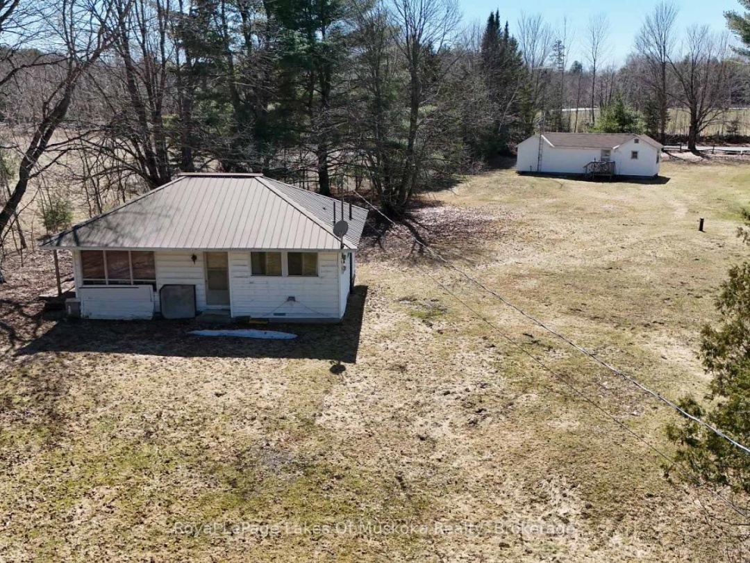 1080 ST. PETER'S ROAD, Algonquin Highlands (Stanhope)