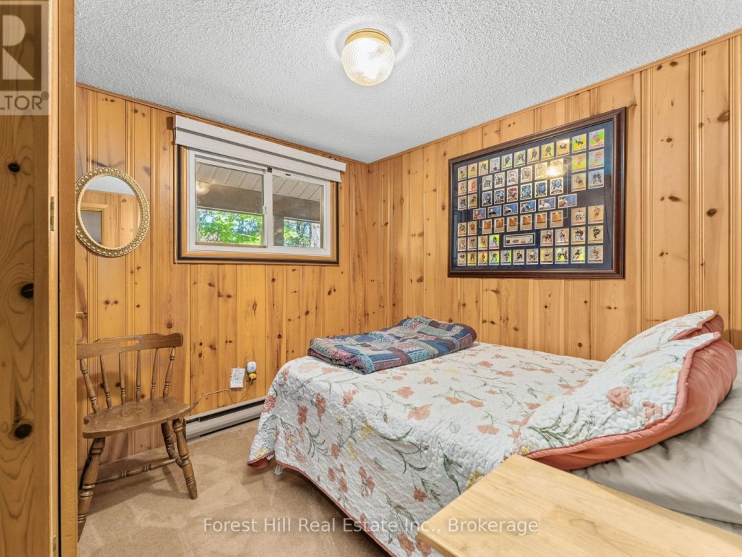 1062 PINE LAKE ROAD, 