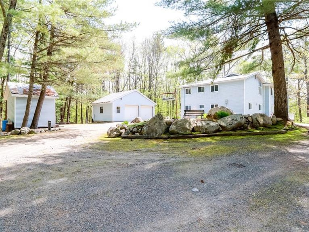 3711 Brunel Road, Baysville