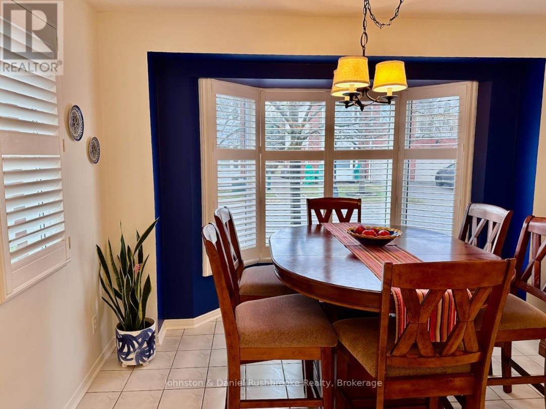 39 SHORELINE DRIVE, Muskoka River