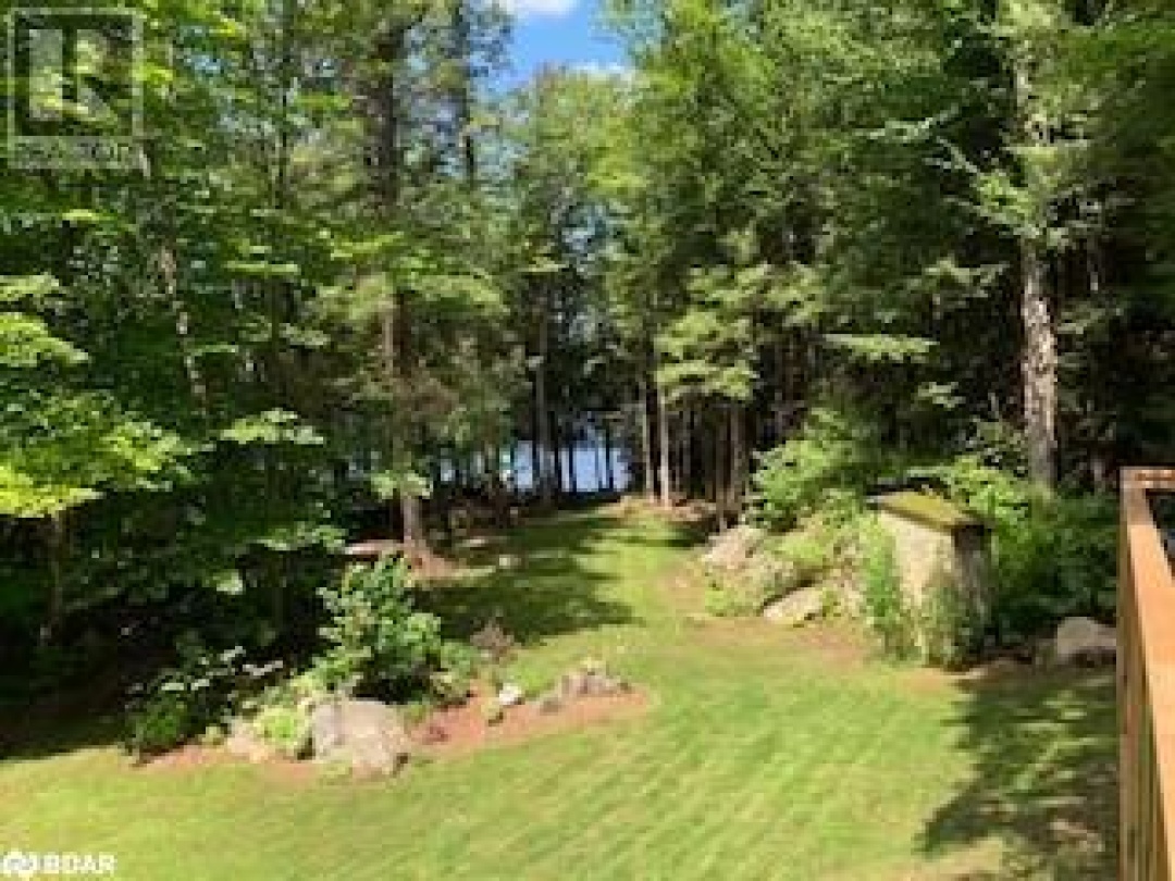 1138 Moyes Trail Trail, Wren Lake