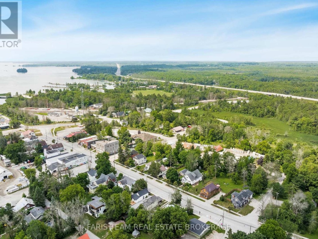 3358 MUSKOKA STREET, 