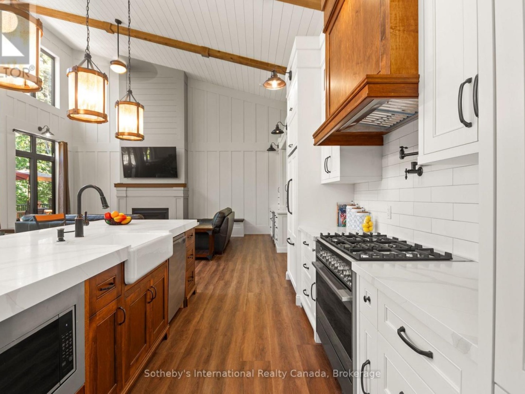 103 WHITES FALLS ROAD, Georgian Bay (Baxter)