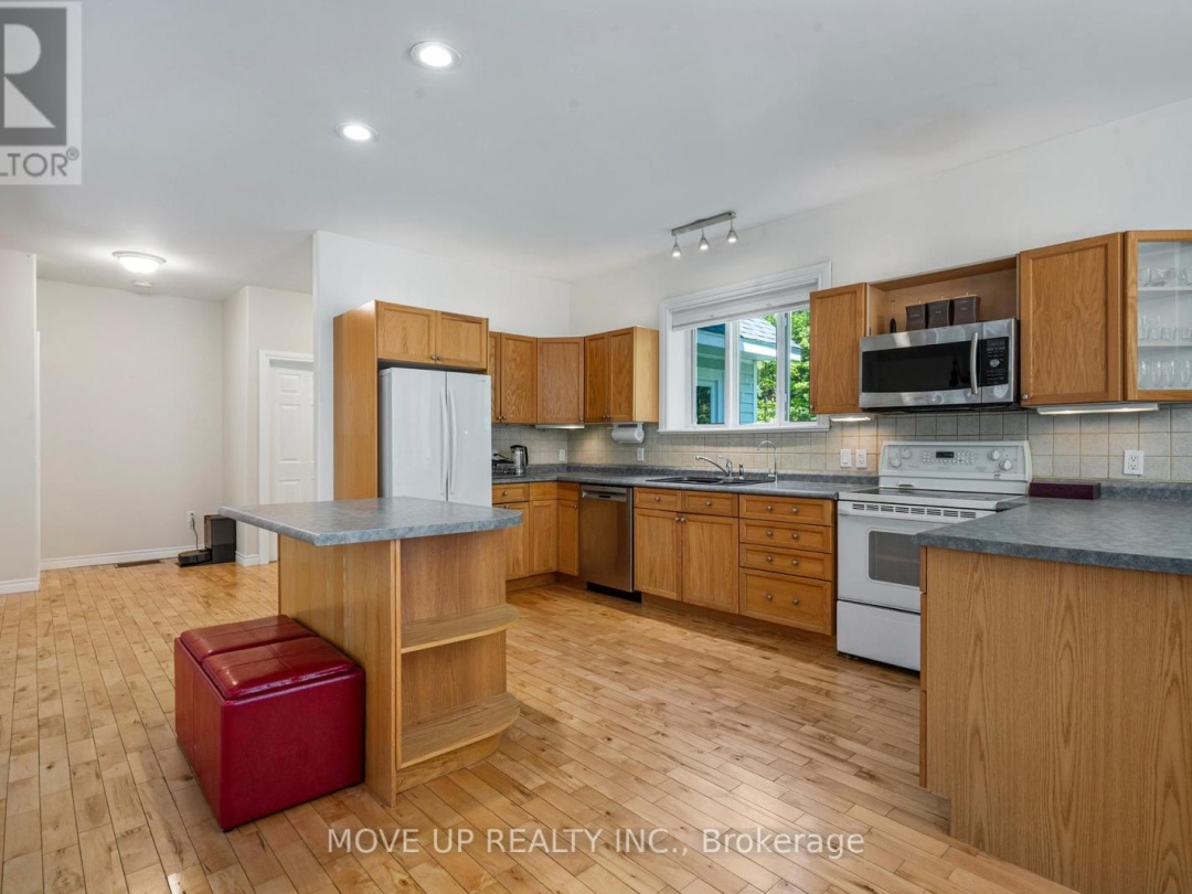 1884 BRUNEL ROAD, Huntsville (Brunel)
