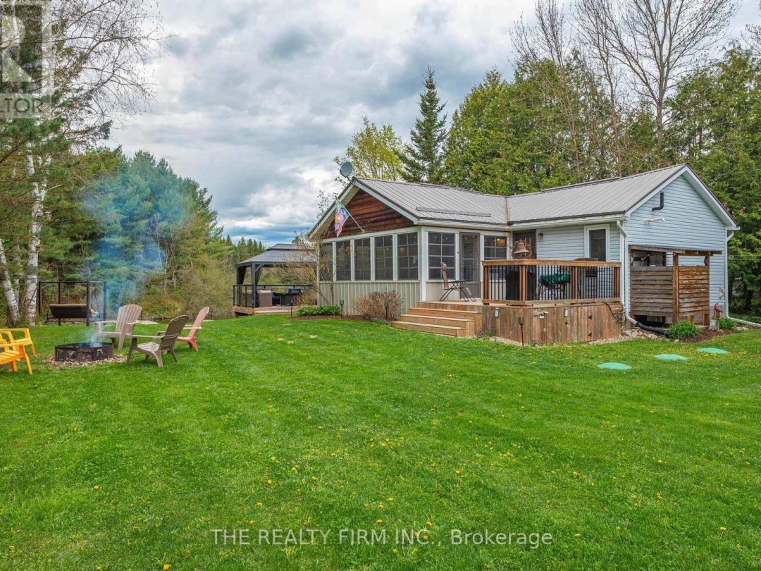 26 Kozy Kove Road, Kawartha Lakes