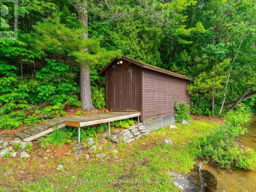1030 SCHAEFER'S ROAD, Gull Lake